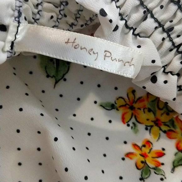 Dress - Picture 5 of 7